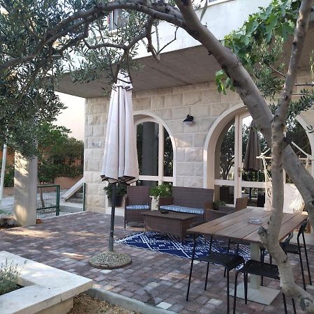 Holiday Home With Free Parking By The Beach Brela Exteriör bild